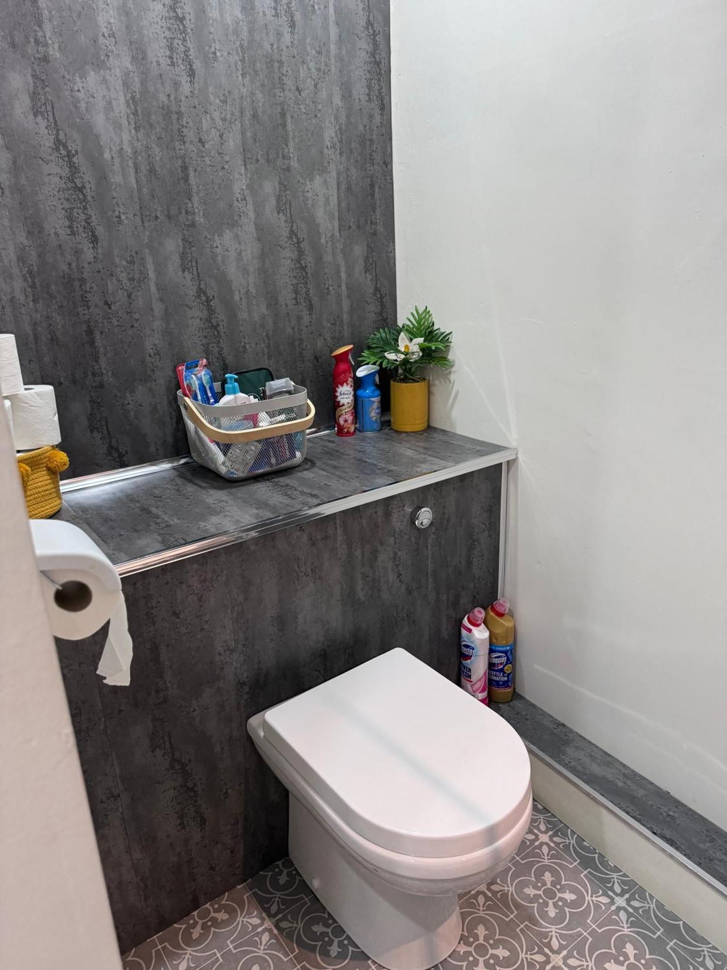 The Greens Apartment Farnworth Esterno foto